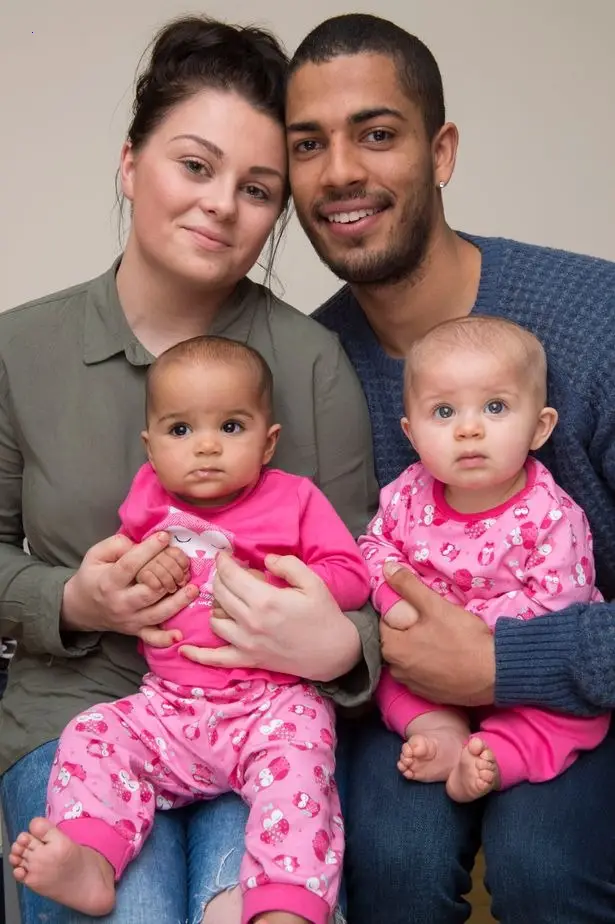 Meet The ‘One-In-A-Millon’ Twin Girls Who Were Born With Different Coloured Skin