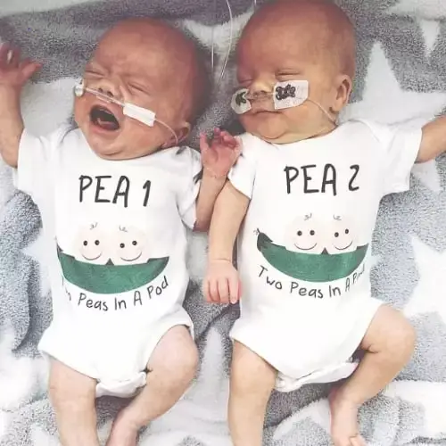 Moм Shocked As Twins Are Two Days Apart ‘It’s So Weird’