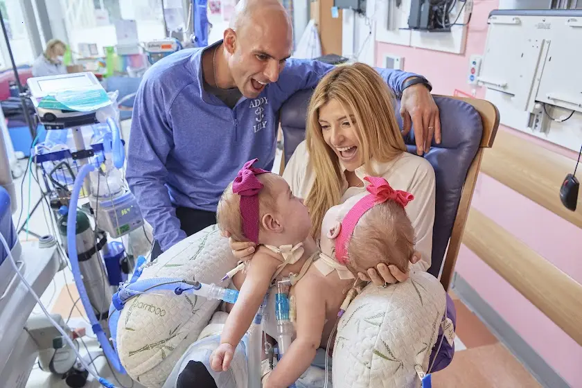 Embracing Togetherness: The Heartwarming Reunion of Lily and Addy Altobelli! Dive into the Incredible Tale of an Unforgettable Journey