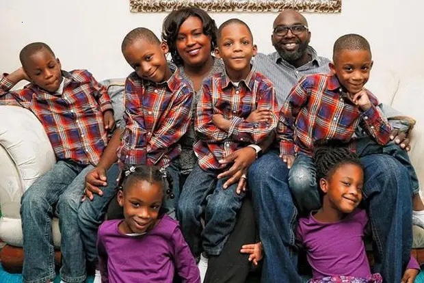 Mia’s Family’s Miraculous Journey: Successfully Giving Birth to 6 Children at the Same Time Despite Extremely Low Odds, Surprising Everyone