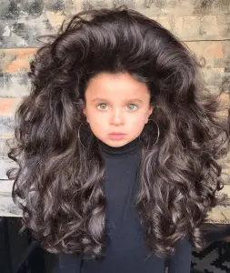 Instagram Wonders: Young Girl’s Spectacular Hairstyles Leave Users Astounded