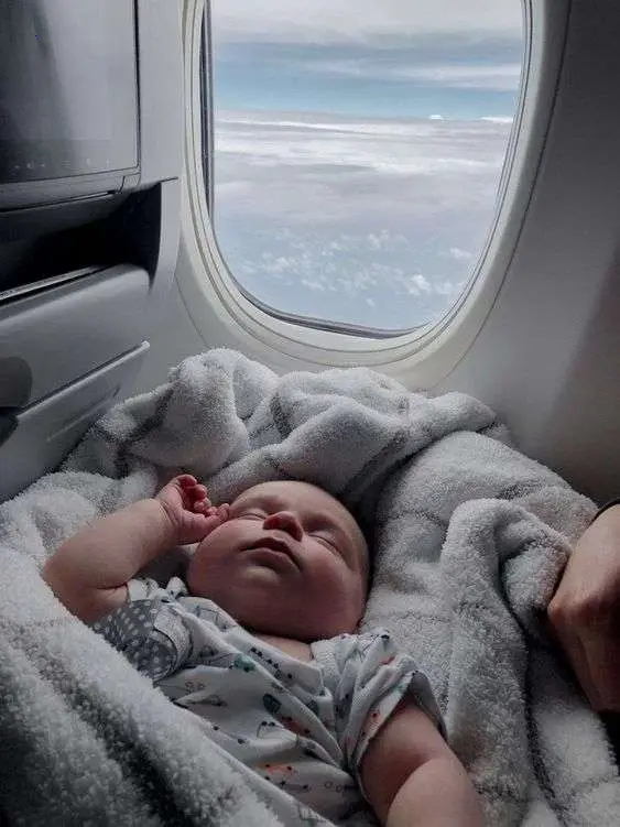 Heartwarming Skies: Enchanting Children’s Charms Soar High on the Plane