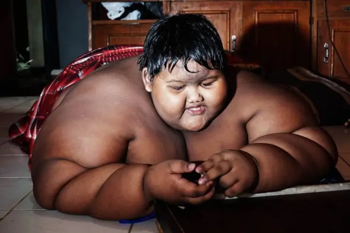 The Story of the World’s Fattest Boy: Four Years of Journey from Iron Maiden Fame to Modern Life (Video)