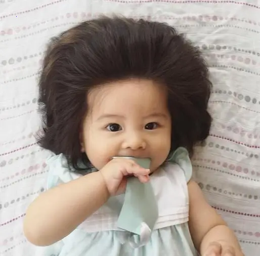 What does a little Japanese baby with a lion’s mane look like after 4 years