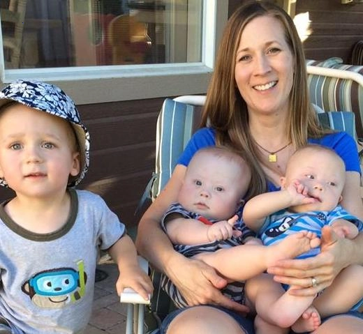 The most unique twins: 45-year-old mom is happy she made a right choice
