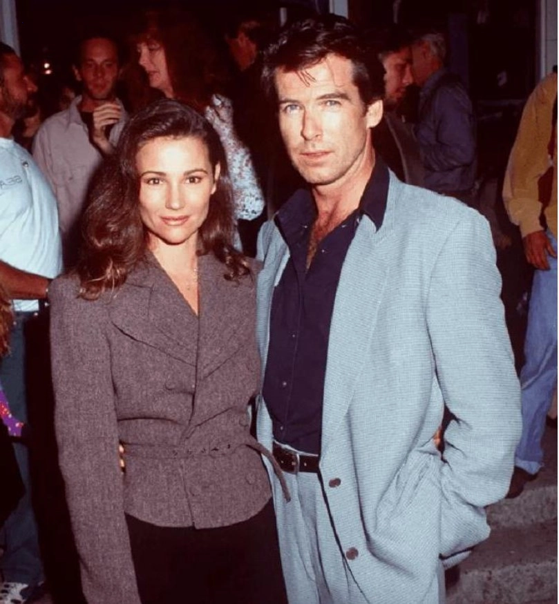 “I love her just like this.” Pierce Brosnan startled admirers by posting a photo of his pregnant wife.
