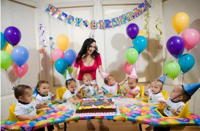 What Nadia Suleman looks like today, after giving birth to eight children in 2009, having already had six.