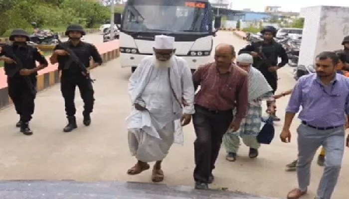UP News: धर्मांतरण का आरोपी नवीन 4 दिन की ईडी रिमांड पर, दुबई समेत कई देशों में ट्रांजैक्शन को लेकर होगी पूछताछ